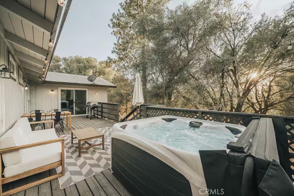 51259 Bon Veu Dr, Oakhurst, CA 93644