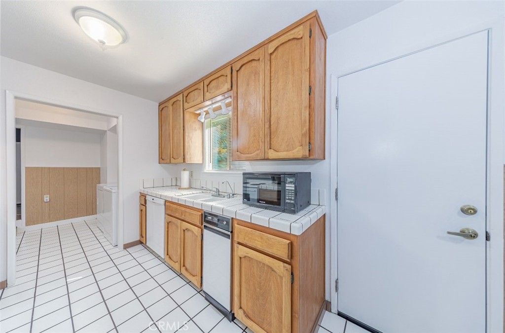 38601 Bon Veu Cir, Oakhurst, CA 93644