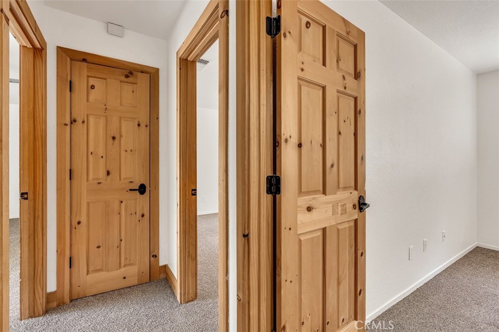 38475 Sierra Lakes Dr, Oakhurst, CA 93644