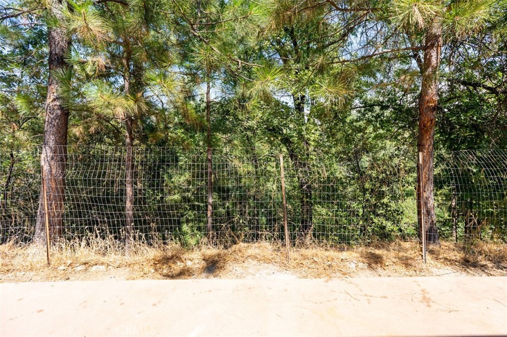 38475 Sierra Lakes Dr, Oakhurst, CA 93644