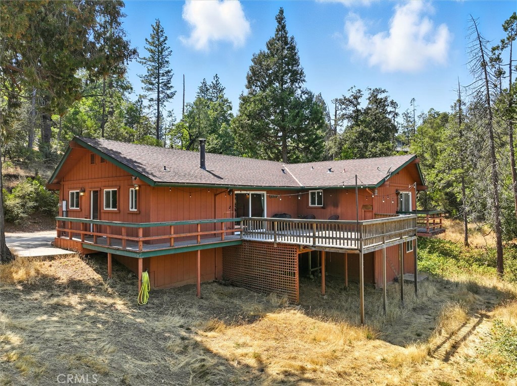 39712 Deer Ridge Dr, Oakhurst, CA 93644