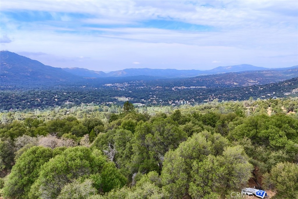 51648 Coyote Ridge, Oakhurst, CA 93644