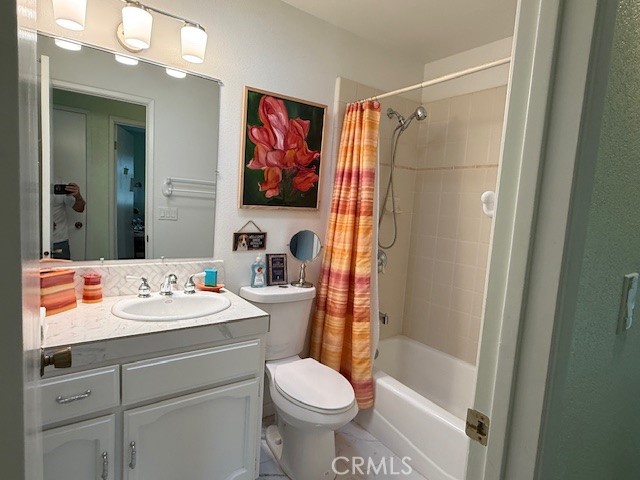 39468 Summit Dr, Oakhurst, CA 93644