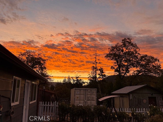 39468 Summit Dr, Oakhurst, CA 93644