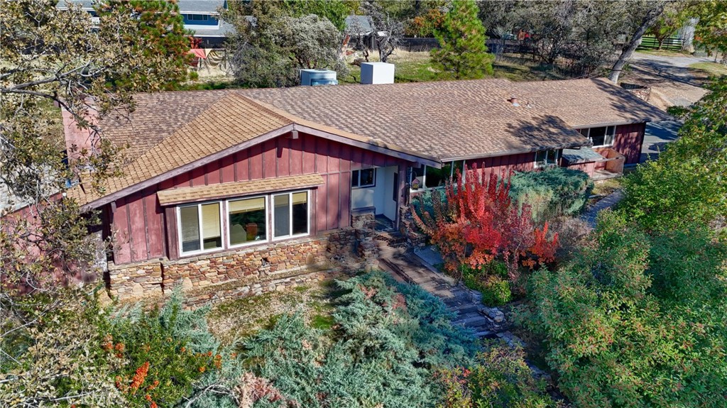 42997 E Mountain View Ln, Oakhurst, CA 93644