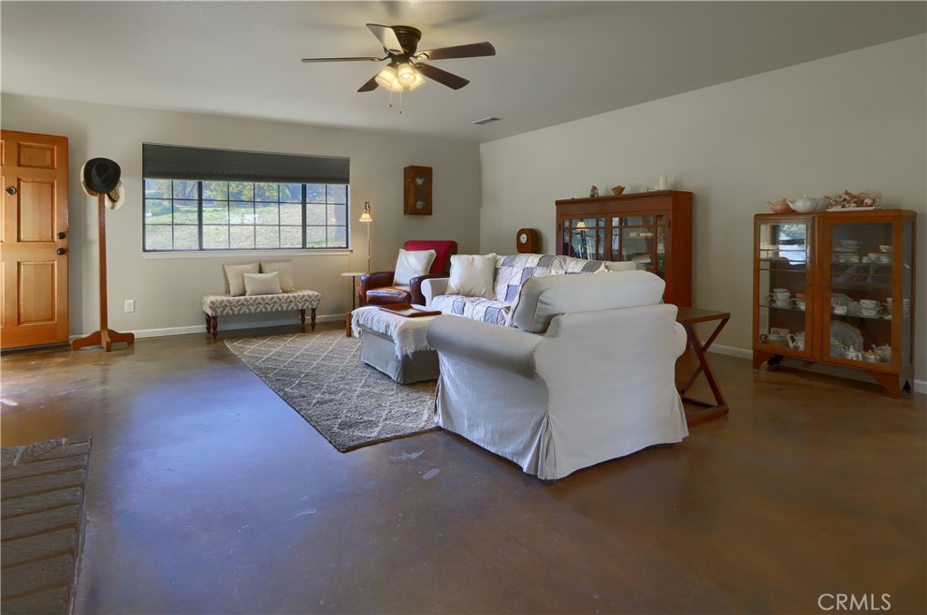 40410 Goldside Dr, Oakhurst, CA 93644