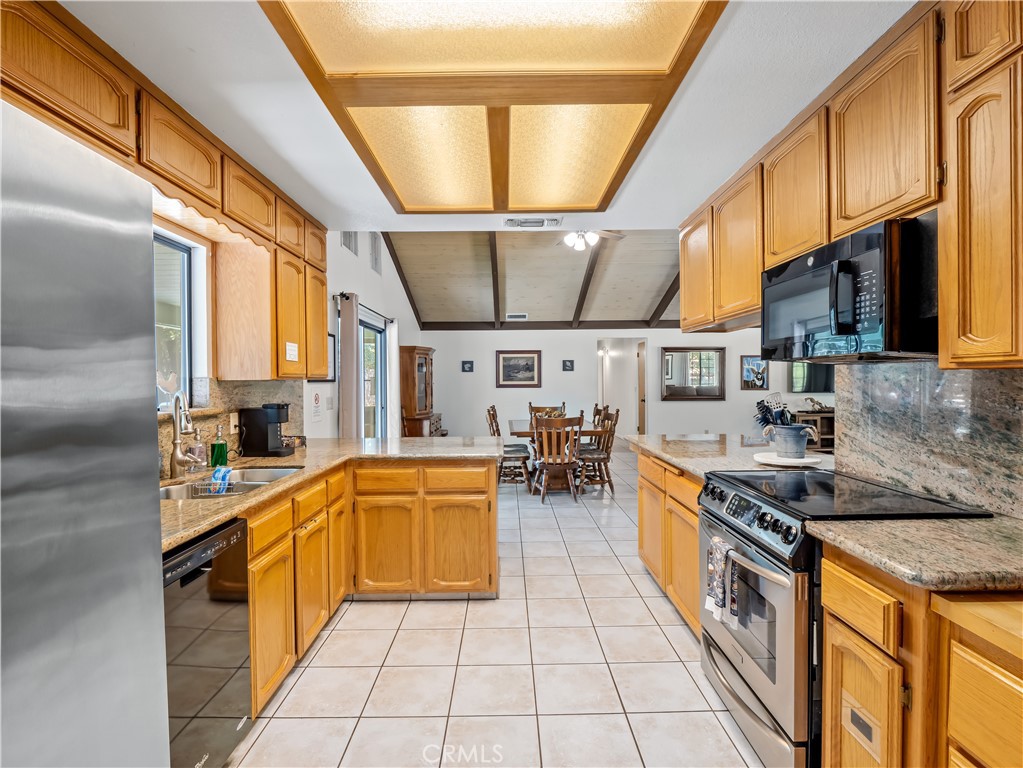 52092 Road 423, Oakhurst, CA 93644