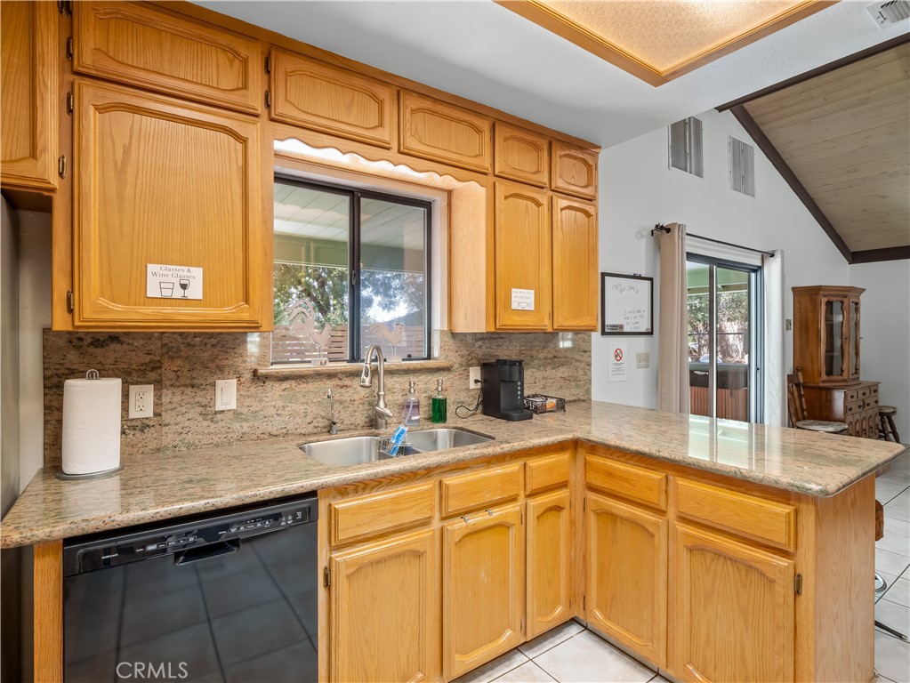 52092 Road 423, Oakhurst, CA 93644