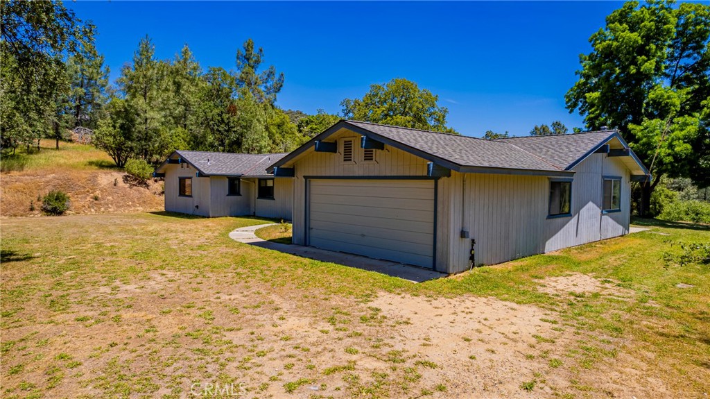 47457 Road 620, Oakhurst, CA 93644