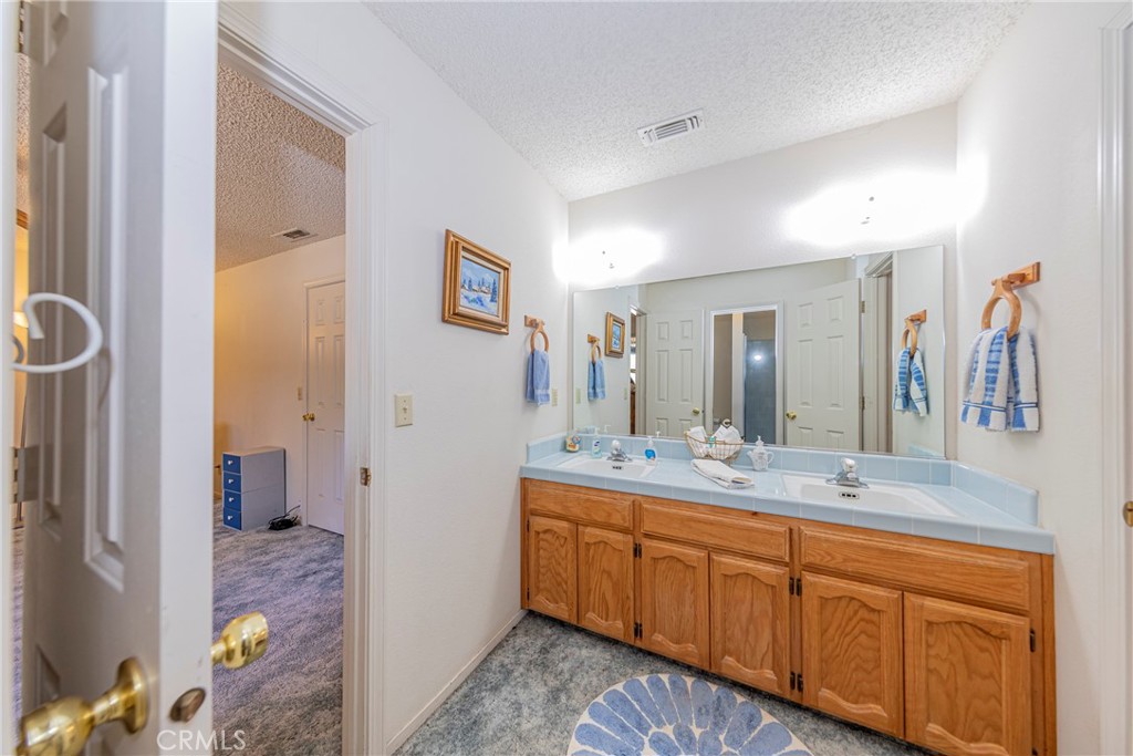 47457 Road 620, Oakhurst, CA 93644