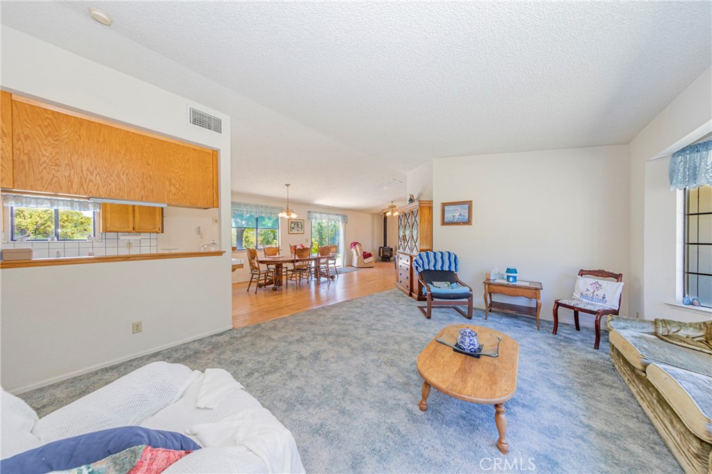 47457 Road 620, Oakhurst, CA 93644