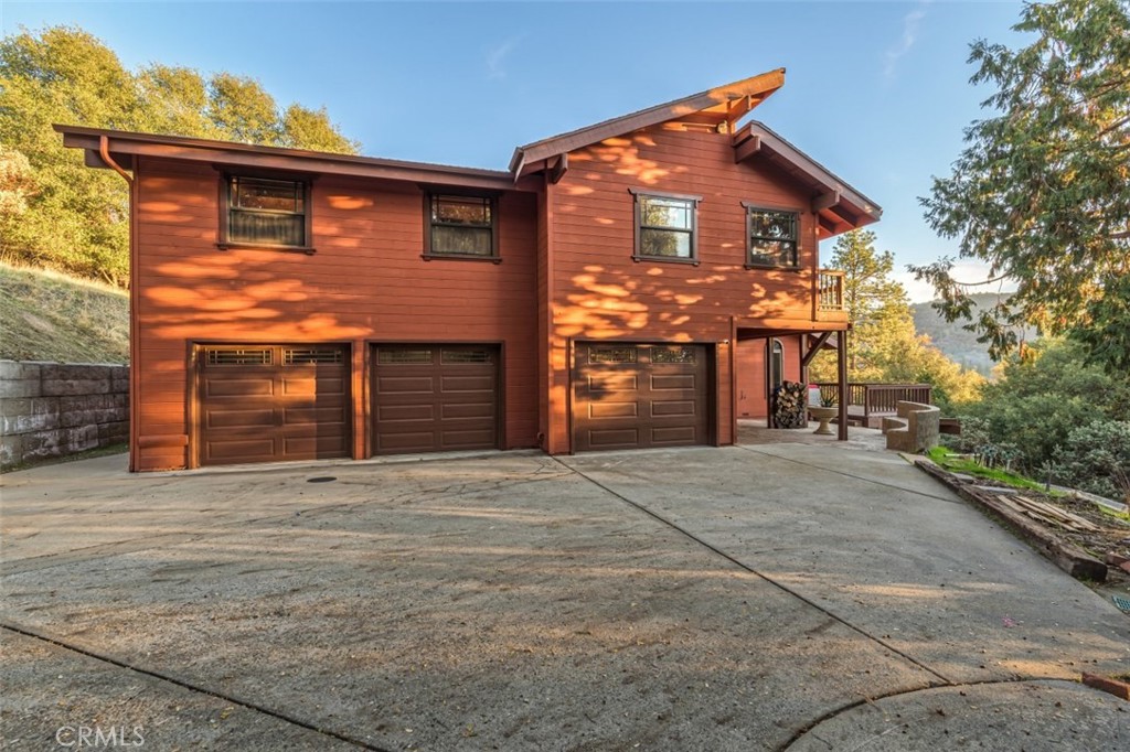 42203 Oak Ln, Oakhurst, CA 93644