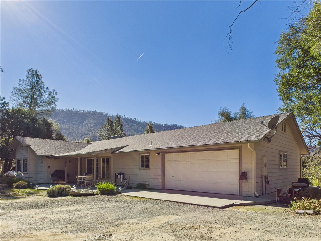 37550 Mountain Lakes, Oakhurst, CA 93644