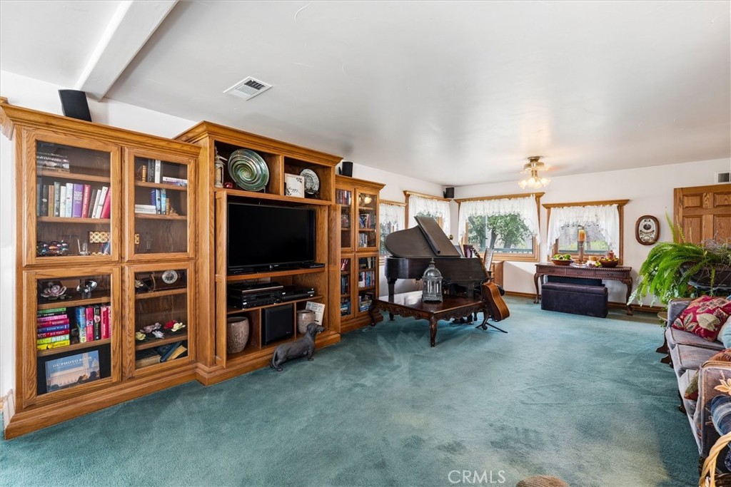 38076 Pine Meadow, Oakhurst, CA 93644