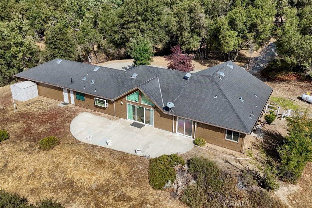 38788 Goldenrod Ln, Oakhurst, CA 93644