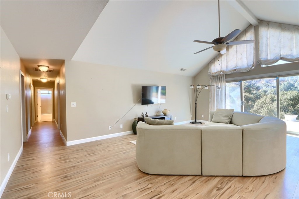 38788 Goldenrod Ln, Oakhurst, CA 93644