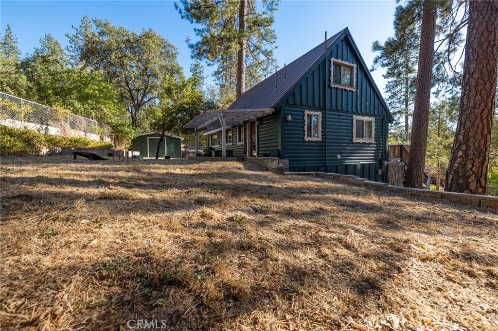 43207 West Sugar Pine Dr, Oakhurst, CA 93644
