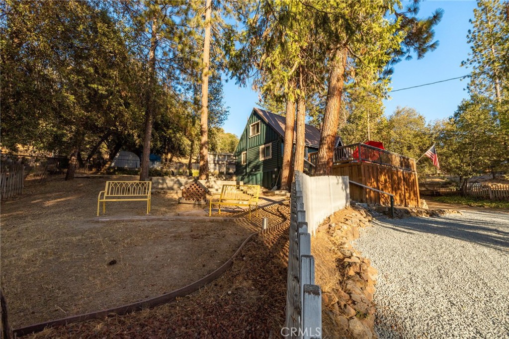 43207 West Sugar Pine Dr, Oakhurst, CA 93644