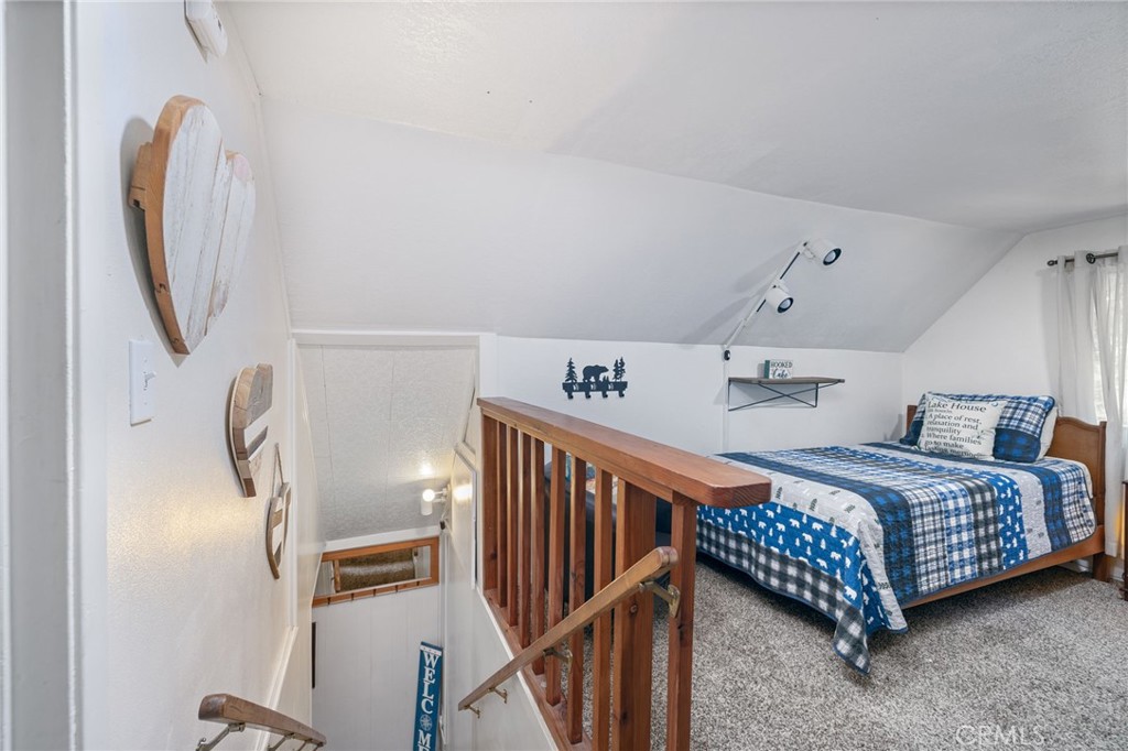 43207 West Sugar Pine Dr, Oakhurst, CA 93644