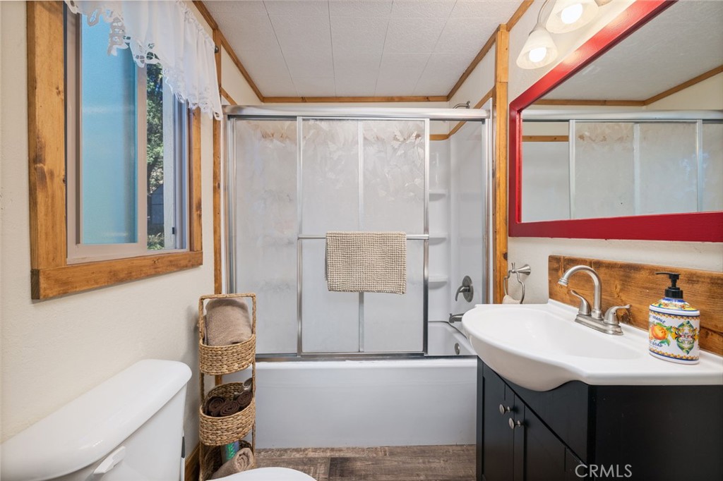 43207 West Sugar Pine Dr, Oakhurst, CA 93644