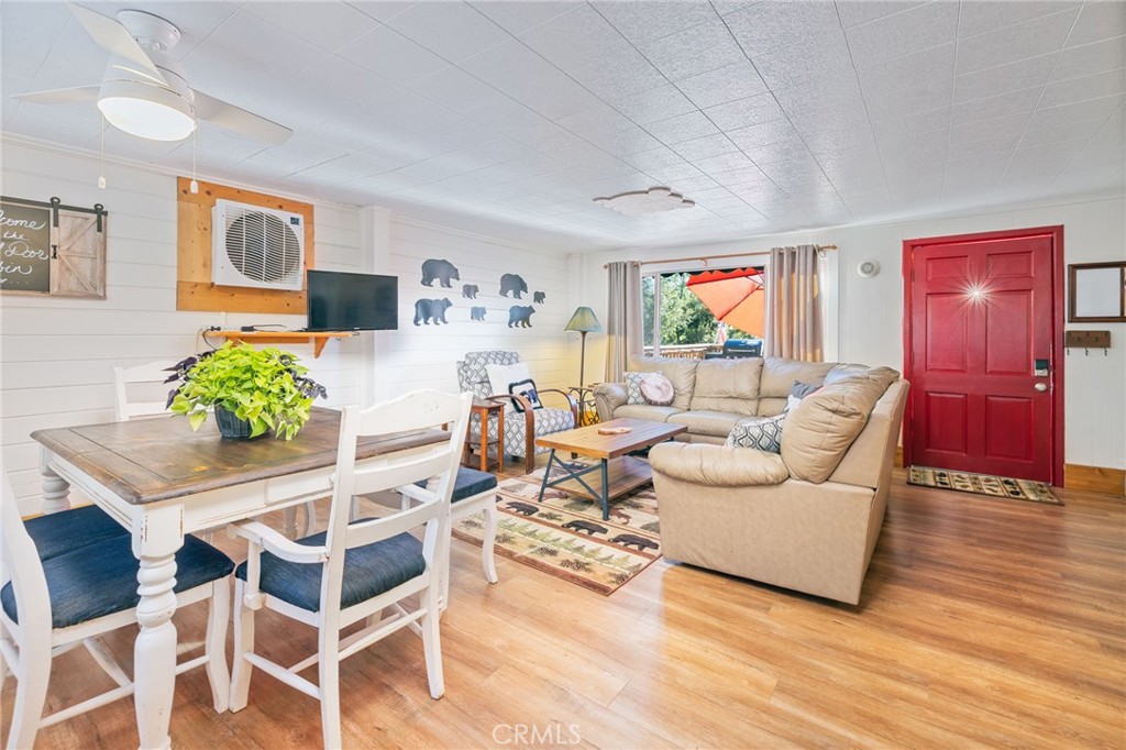 43207 West Sugar Pine Dr, Oakhurst, CA 93644