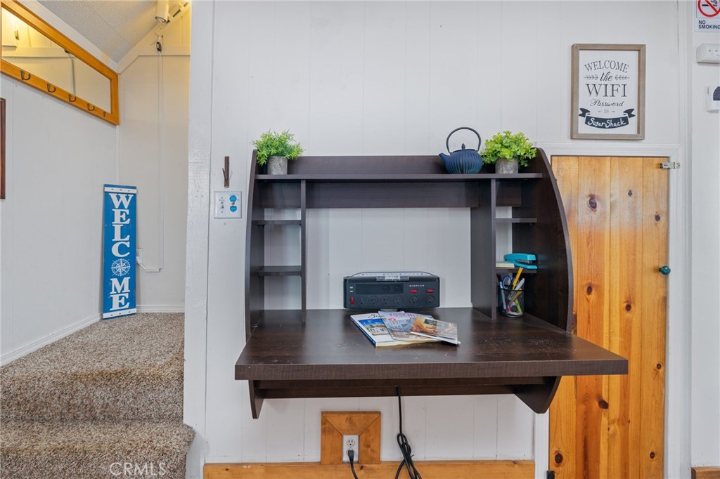 43207 West Sugar Pine Dr, Oakhurst, CA 93644