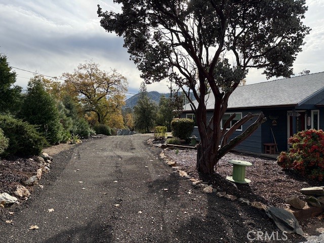 39468 Summit Dr, Oakhurst, CA 93644