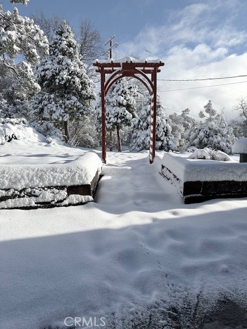 39468 Summit Dr, Oakhurst, CA 93644