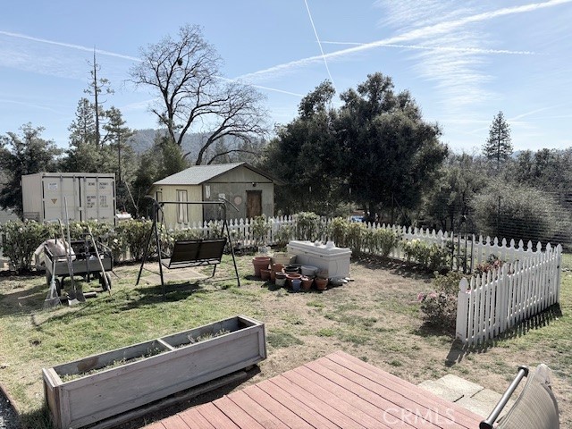39468 Summit Dr, Oakhurst, CA 93644