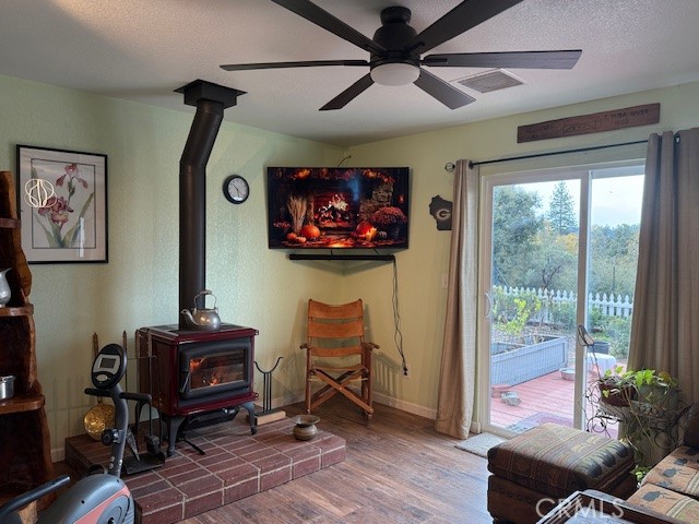 39468 Summit Dr, Oakhurst, CA 93644