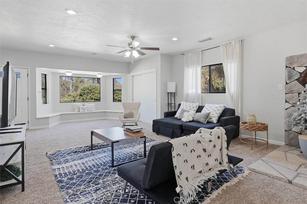 45430 Lauri, Oakhurst, CA 93644