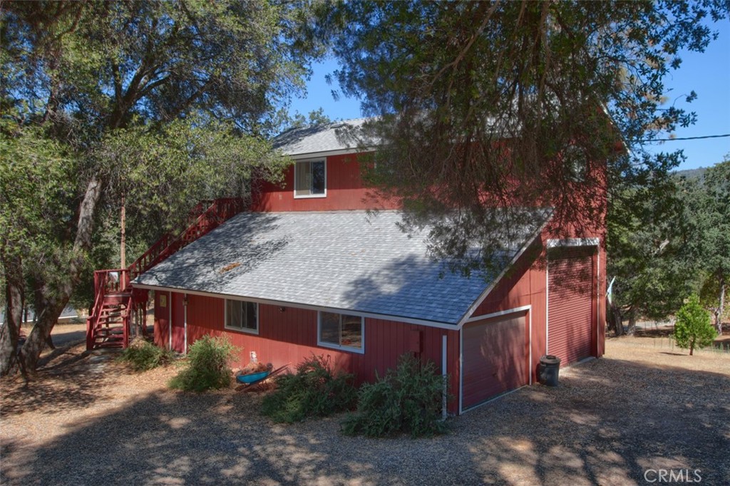 39406 John West Rd, Oakhurst, CA 93644
