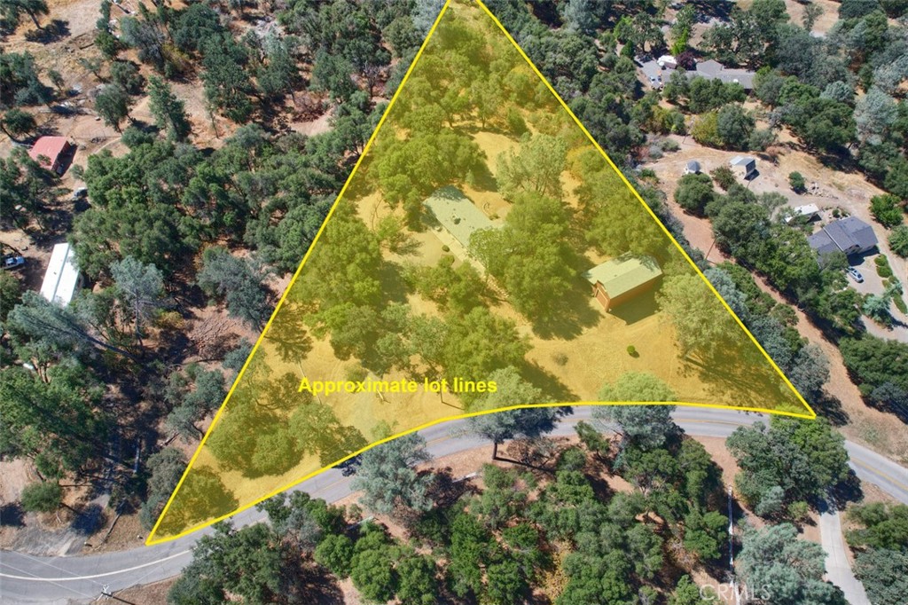 39406 John West Rd, Oakhurst, CA 93644
