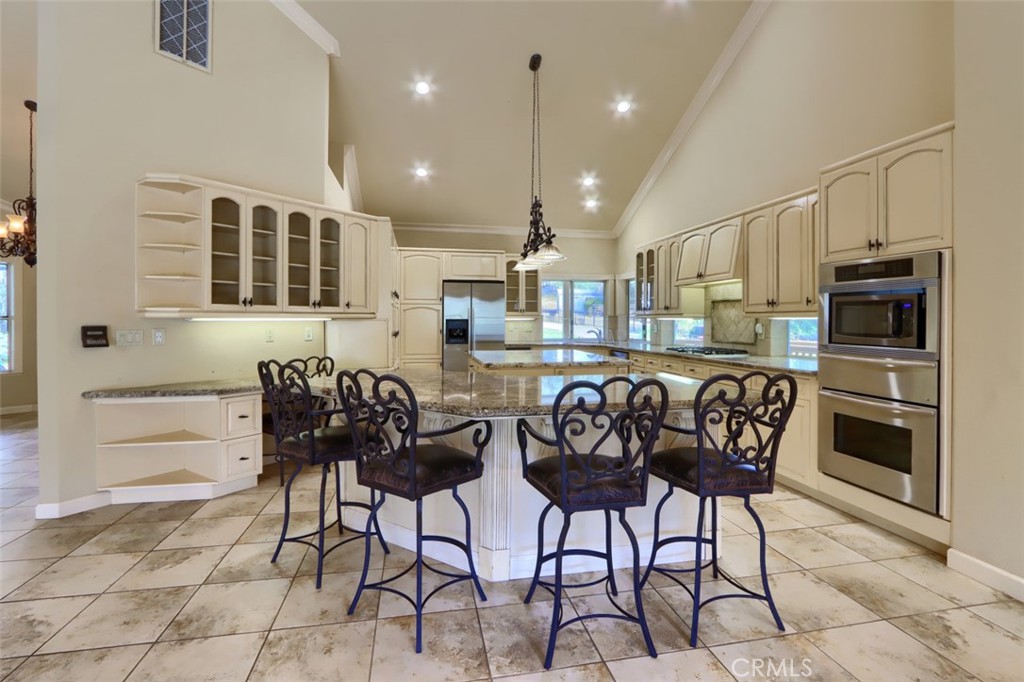 46580 Vista Del Rio, Oakhurst, CA 93644