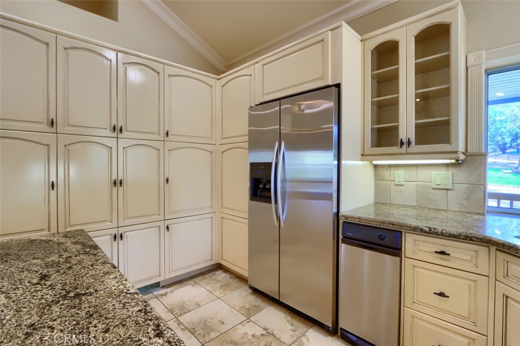 46580 Vista Del Rio, Oakhurst, CA 93644