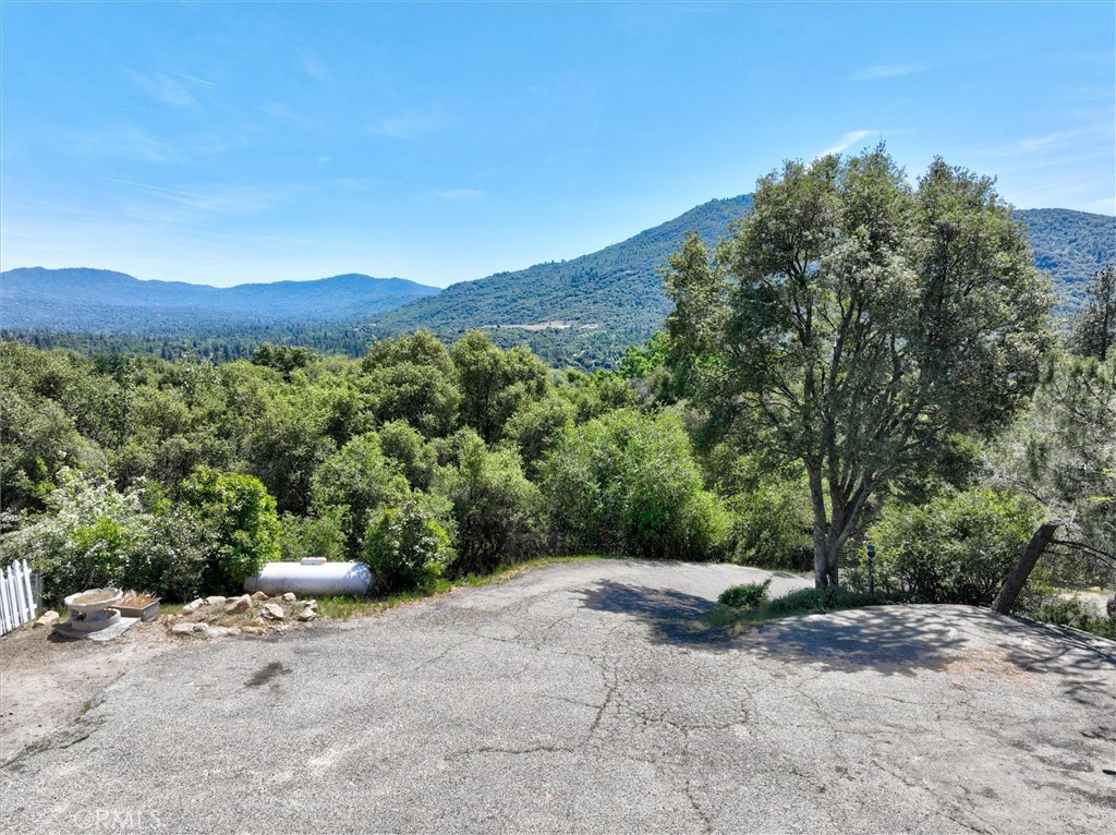 46535 S Eastwood, Oakhurst, CA 93644