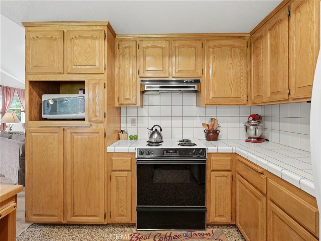 37927 China Creek, Oakhurst, CA 93644