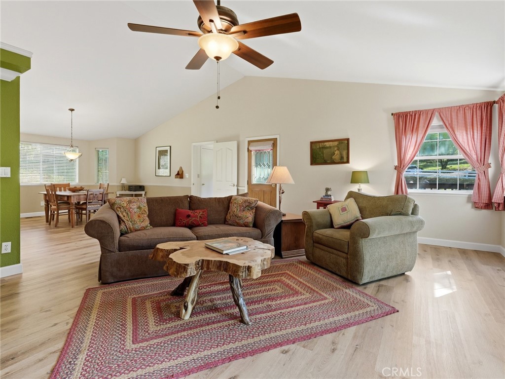 37927 China Creek, Oakhurst, CA 93644