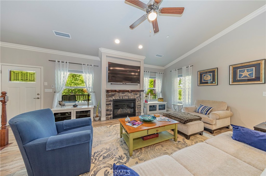 48441 Woodbend Ct, Oakhurst, CA 93644