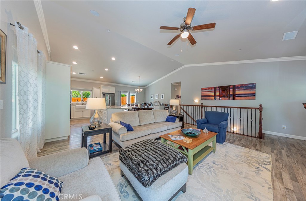 48441 Woodbend Ct, Oakhurst, CA 93644