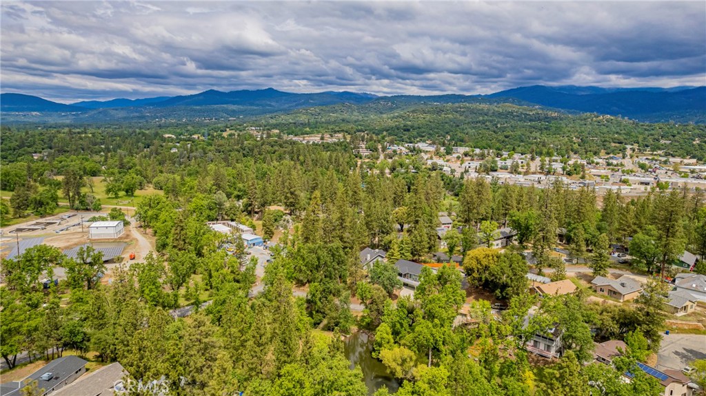 48441 Woodbend Ct, Oakhurst, CA 93644