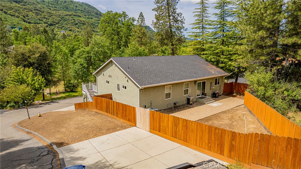 48441 Woodbend Ct, Oakhurst, CA 93644