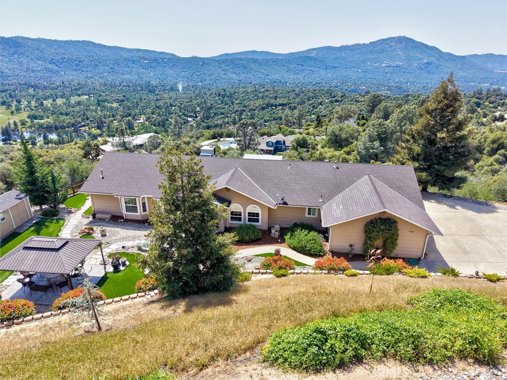 39380 Suncrest Ct, Oakhurst, CA 93644