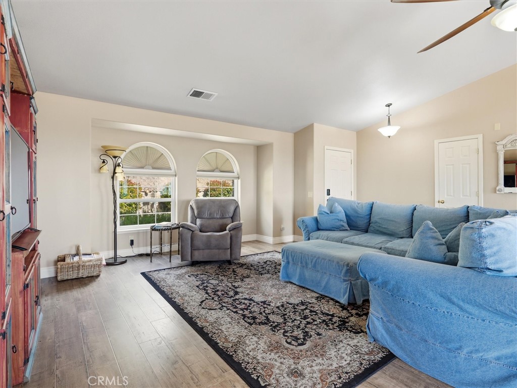 39380 Suncrest Ct, Oakhurst, CA 93644