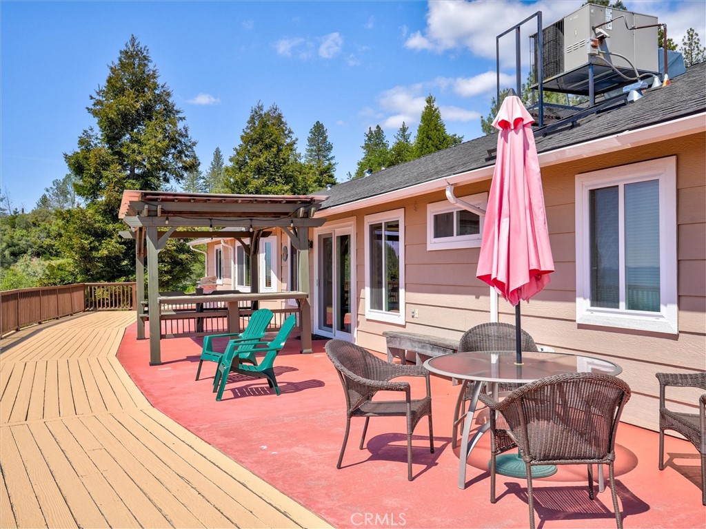 39380 Suncrest Ct, Oakhurst, CA 93644