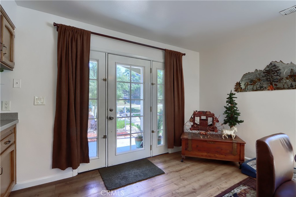 48910 Quail Dr, Oakhurst, CA 93644