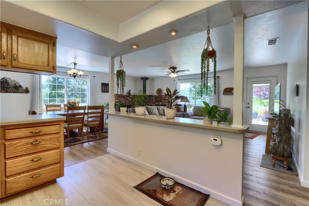 48910 Quail Dr, Oakhurst, CA 93644