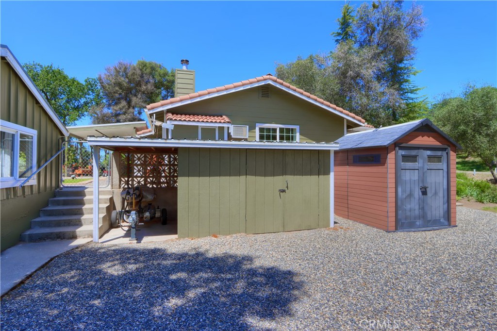 48910 Quail Dr, Oakhurst, CA 93644