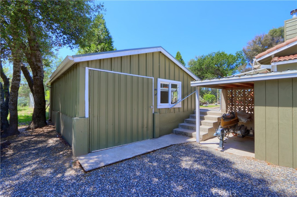 48910 Quail Dr, Oakhurst, CA 93644