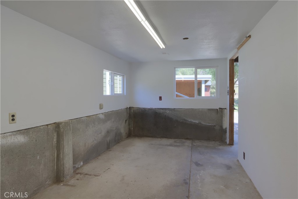 48910 Quail Dr, Oakhurst, CA 93644